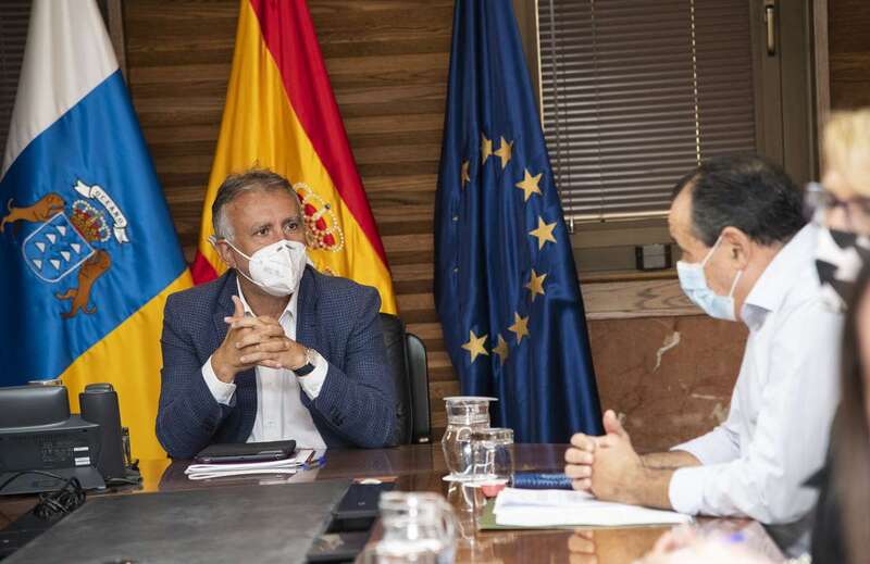 El presidente de Canarias, Ángel Víctor Torrres, durante la reunión del Consejo de Gobierno/Acfi Press.
